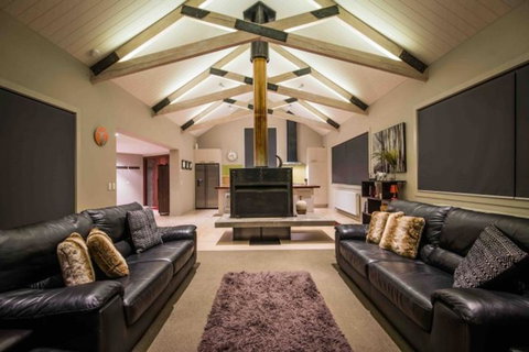 Luxury At Arthur's Point - Accommodation New Zealand 0