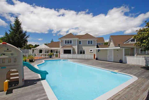 Kefalonia Luxury Retreat - Accommodation New Zealand 0