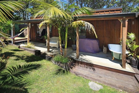 Yeliz And Adam's Pad - Accommodation New Zealand 0