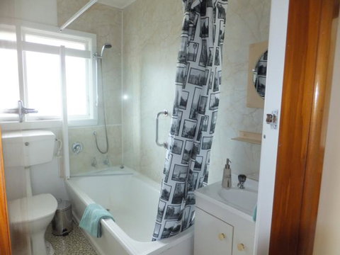 Chester St Cottage - Accommodation New Zealand 10