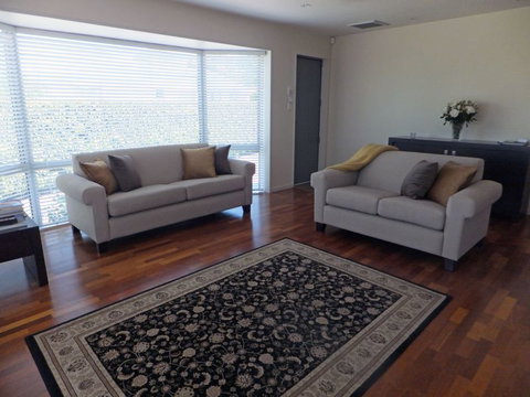 Strowan Townhouse - Accommodation New Zealand 12