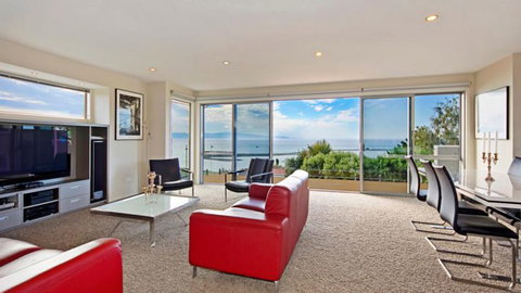Above The Cut - Accommodation New Zealand 0