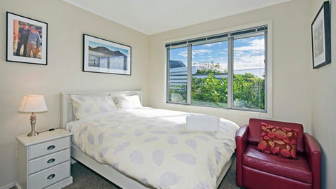 Above The Cut - Accommodation New Zealand 15