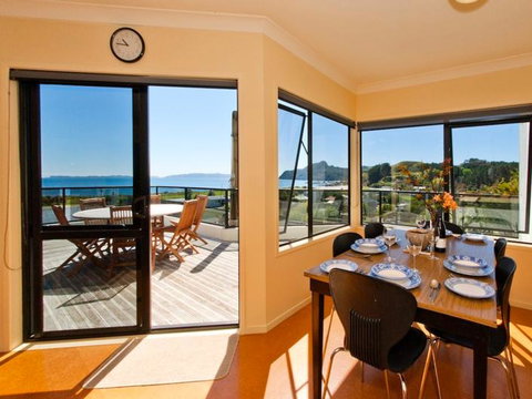 The Glass House - Accommodation New Zealand 4