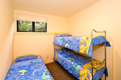The Glass House - Accommodation New Zealand 10