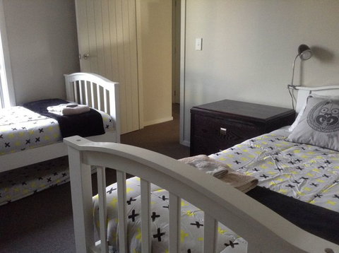Manapouri Lodge - Quality 5-star Home - Accommodation New Zealand 6