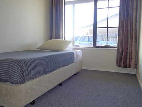 The Hut - Quality Te Anau Home - Accommodation New Zealand 7