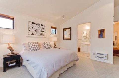 Tora Bay Exclusive Estate - Accommodation New Zealand 4