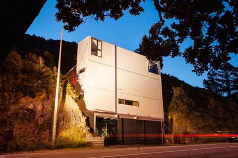 The Container House - Accommodation New Zealand 7