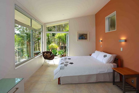 Sue's 2nd House - Accommodation New Zealand 4