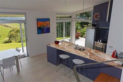 Sue's 2nd House - Accommodation New Zealand 6