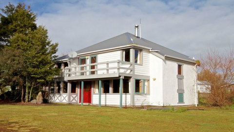 Ruapehu Chalet Rentals - Accommodation New Zealand 4