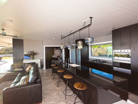 The Glass House  - Accommodation New Zealand 2