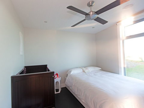 The Glass House  - Accommodation New Zealand 4