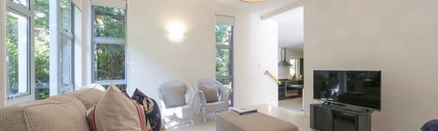 Teds Cottage - Accommodation New Zealand 0