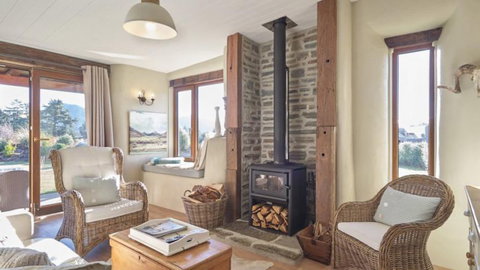 Release Wanaka - Straw Cottage - Accommodation New Zealand 7