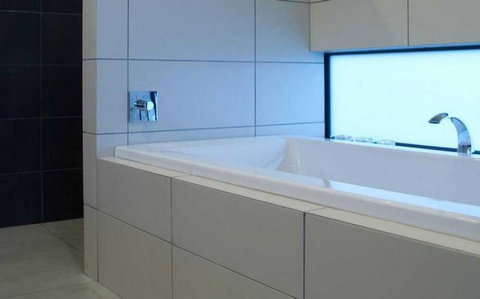 Dunalistair House- Beautiful Architectural Holiday Home - Accommodation New Zealand 7