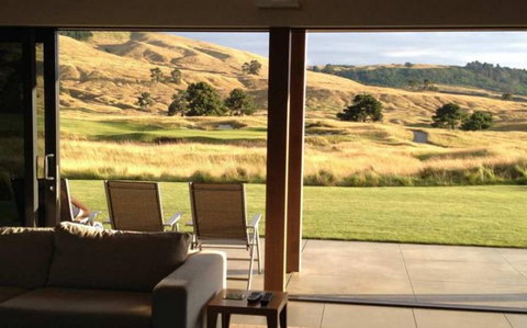 Dunalistair House- Beautiful Architectural Holiday Home - Accommodation New Zealand 13