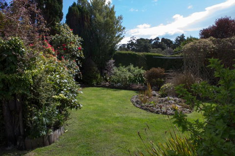 Kowhai Lane Lodge - Accommodation New Zealand 14