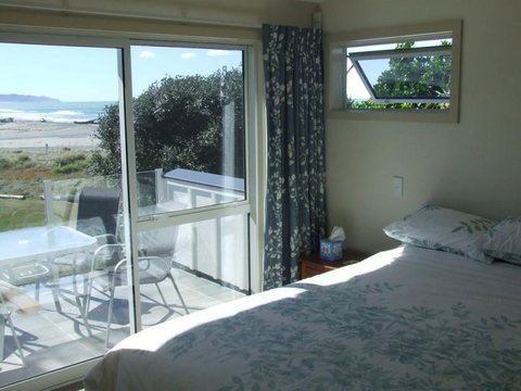 Esther's Cottage, Waimarama - Accommodation New Zealand 2