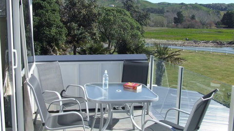 Esther's Cottage, Waimarama - Accommodation New Zealand 5