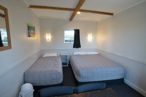 Te Anau Top 10 Holiday Park - Accommodation New Zealand 10