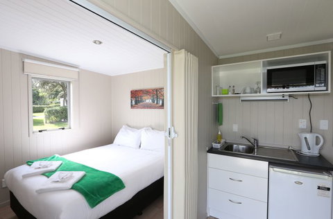 Fitzroy Beach Holiday Park  - Accommodation New Zealand 3