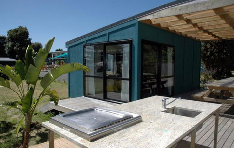 Island View Family Holiday Park - Accommodation New Zealand 3