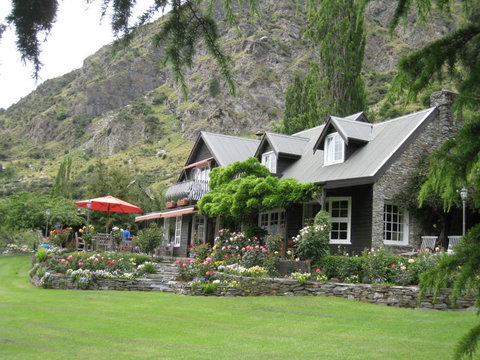 Trelawn Riverside Cottages - Accommodation New Zealand 0