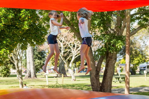 Motueka TOP 10 Holiday Park - Accommodation New Zealand 11