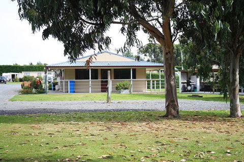 Westport Kiwi Holiday Park & Motels - Accommodation New Zealand 3