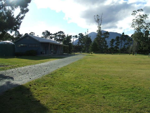 Mossburn Country Park - Accommodation New Zealand 6