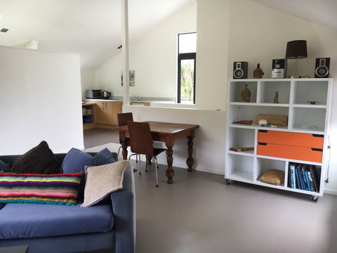 The Studio  - Accommodation New Zealand 8