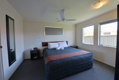 Gateway Motor Inn