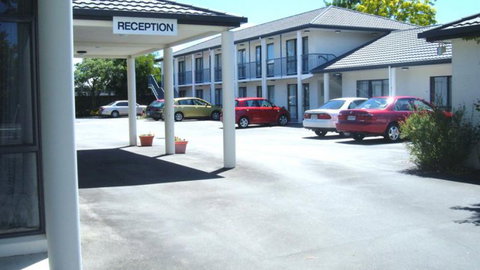 Phoenix Motor Inn - Accommodation New Zealand 1