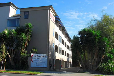 Off Broadway Motel