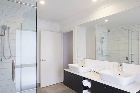 Kelly Road Cambridge Ltd - Accommodation New Zealand 3