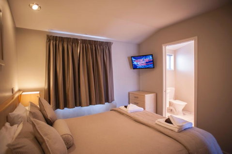 Arthur's Court Motor Lodge - Accommodation New Zealand 6