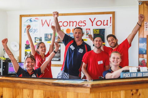 Pacific Coast Lodge And Backpackers - Accommodation New Zealand 0