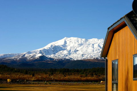 Discovery Lodge - Accommodation New Zealand 0
