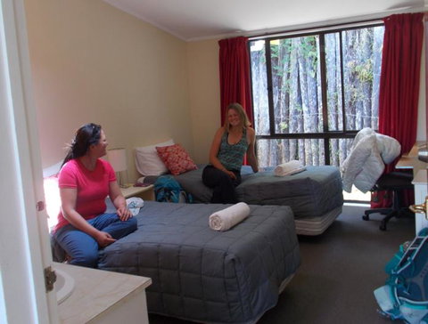 YHA New Plymouth - Accommodation New Zealand 1