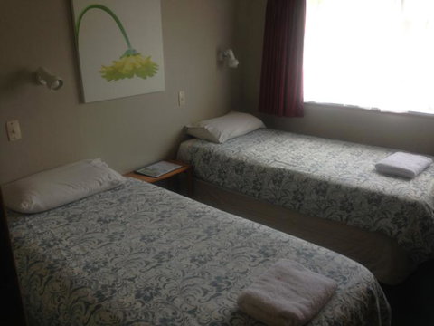 Trip Inn Hostel YHA Westport - Accommodation New Zealand 11