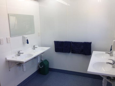 Trip Inn Hostel YHA Westport - Accommodation New Zealand 14