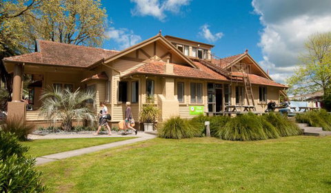 YHA Gisborne - Accommodation New Zealand 4
