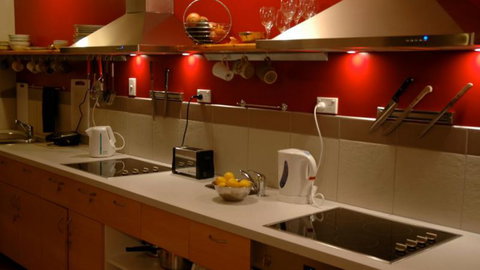 Racecourse Backpackers Hostel - Accommodation New Zealand 0