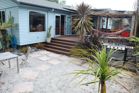 Racecourse Backpackers Hostel - Accommodation New Zealand 6