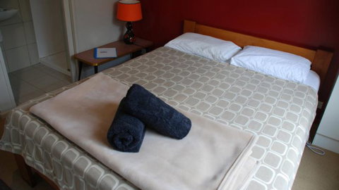 Racecourse Backpackers Hostel - Accommodation New Zealand 9