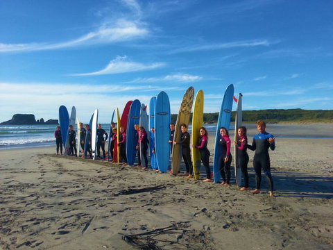 Bazils Hostel & Surf School - Accommodation New Zealand 3