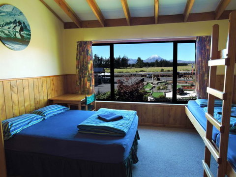 YHA National Park - Accommodation New Zealand 4