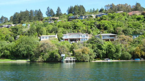 Beachside Holiday Taupo - Accommodation New Zealand 0